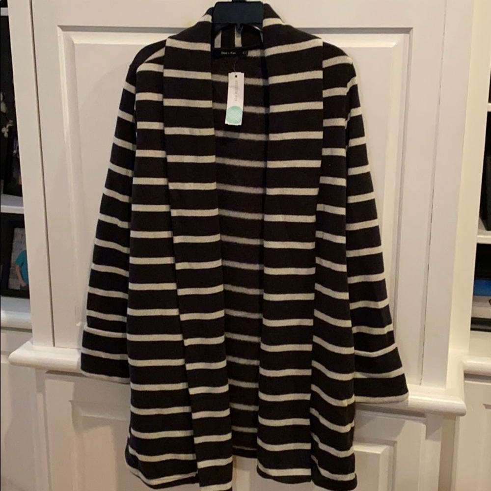 Long cardigan sweater